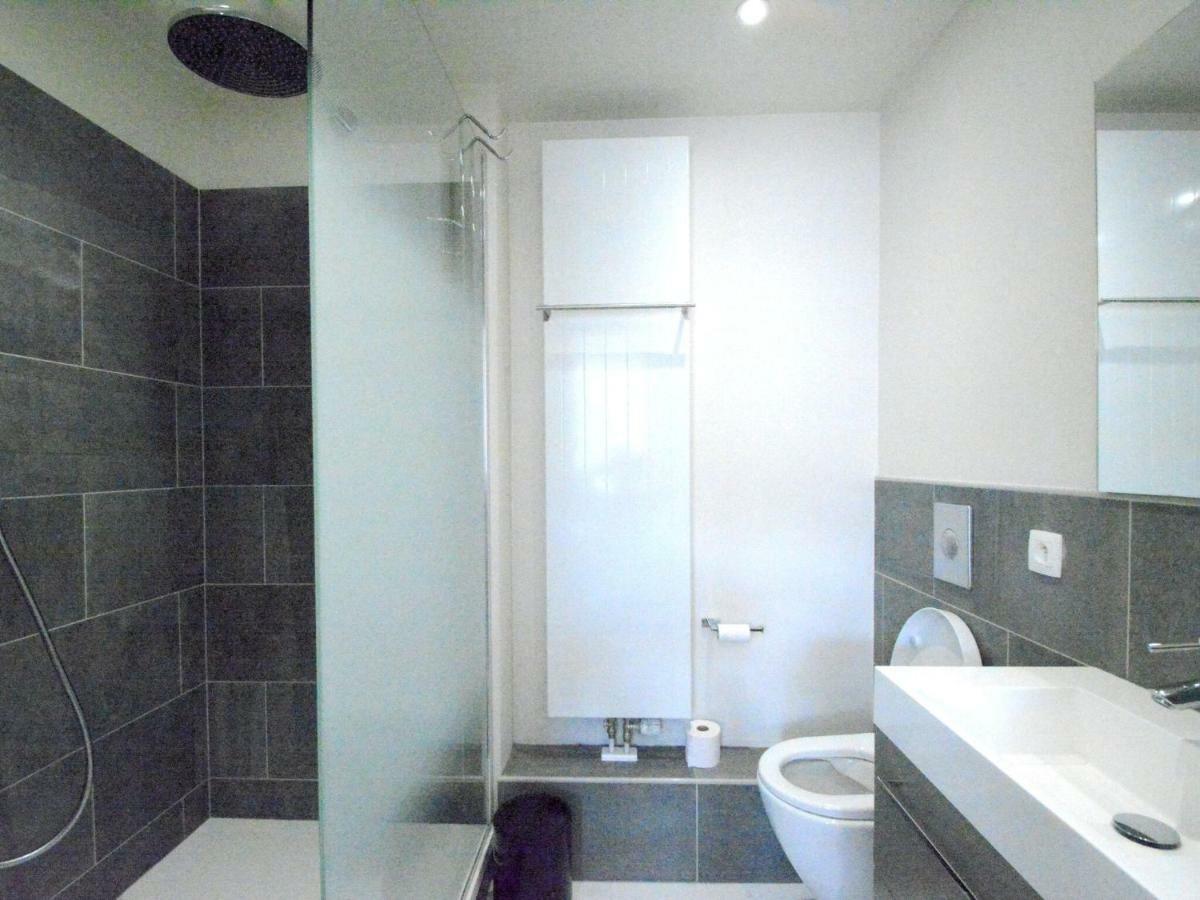 ブイヨン Large Townhouse With Pool Tableヴィラ エクステリア 写真